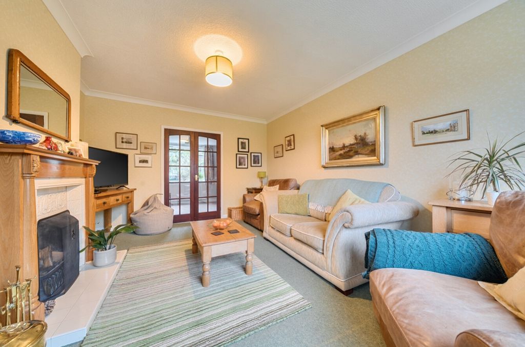 Property photo 2 of 25 1394335-19-69600256B495d