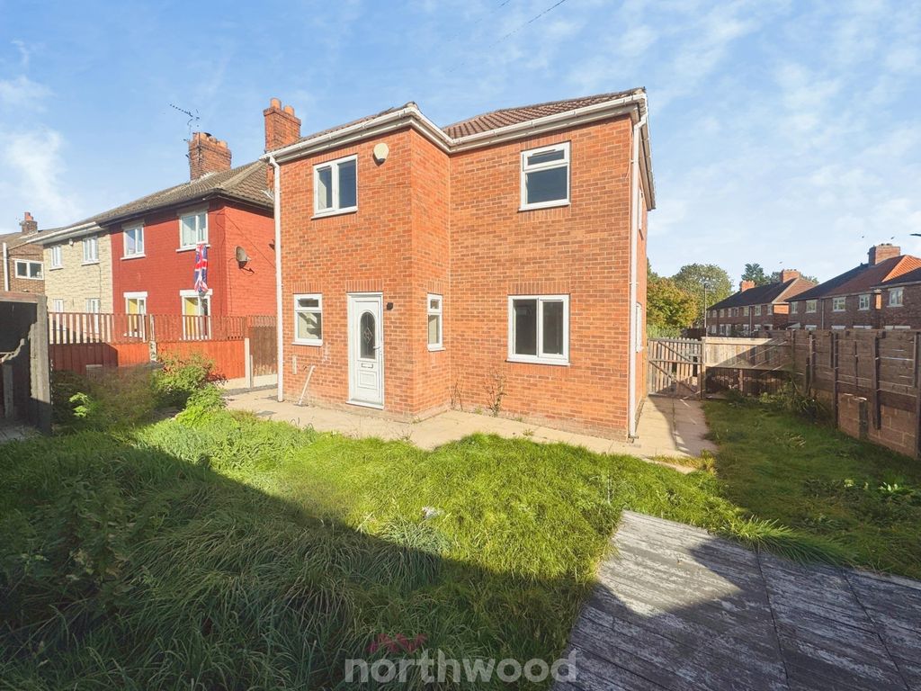 Property photo 1 of 3
