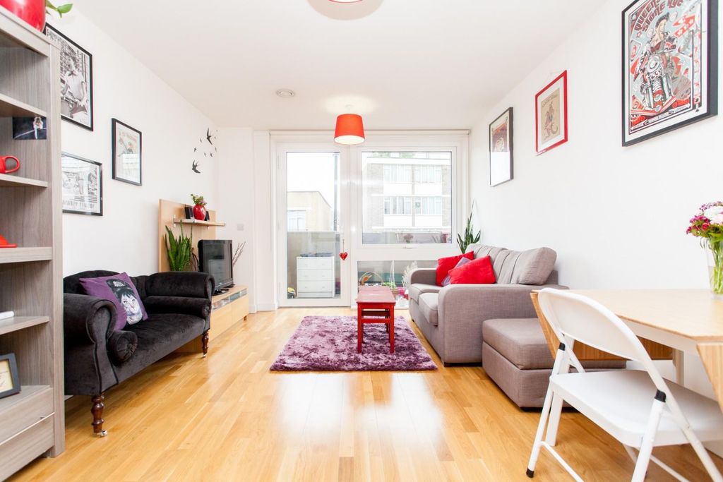 Property photo 2 of 13