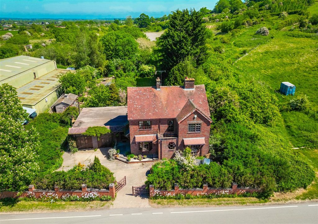 Property photo 1 of 41