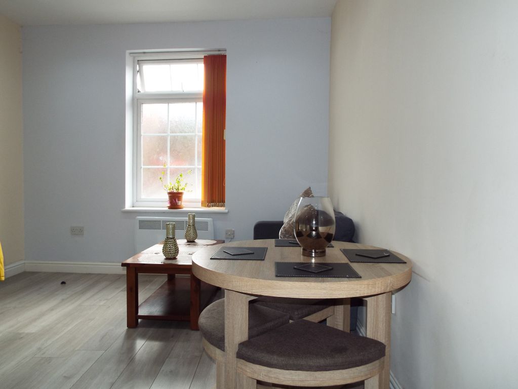 Property photo 3 of 5