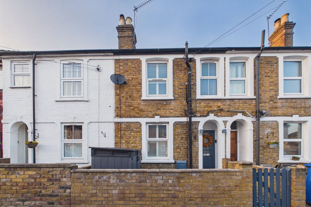 Property photo 2 of 10 Picture No. 14