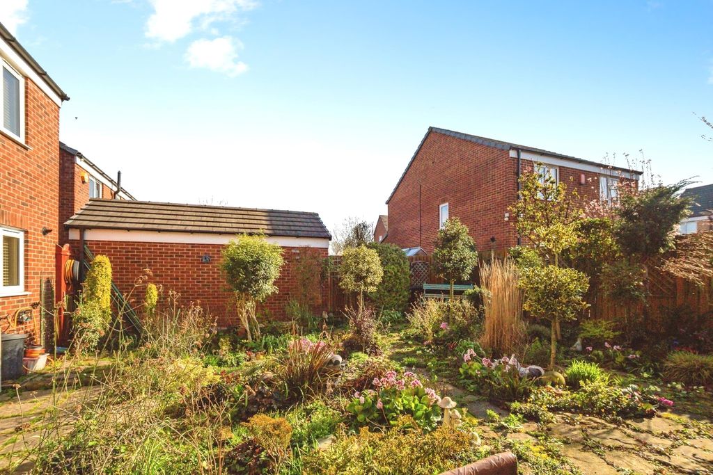 Property photo 3 of 18 Pbox-Img.Jpg