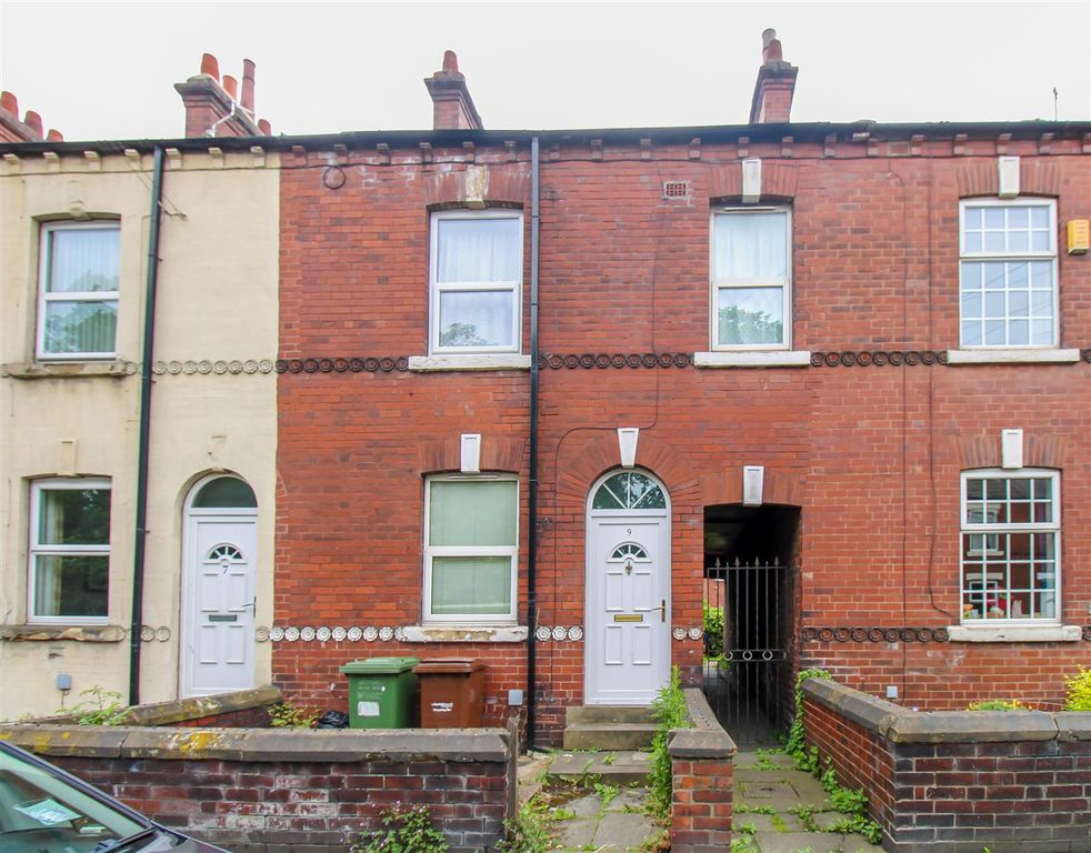 Property photo 1 of 9