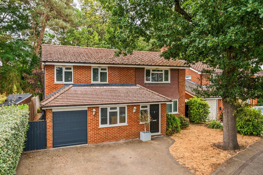 Property photo 1 of 20 1513880-1-1A07B56...