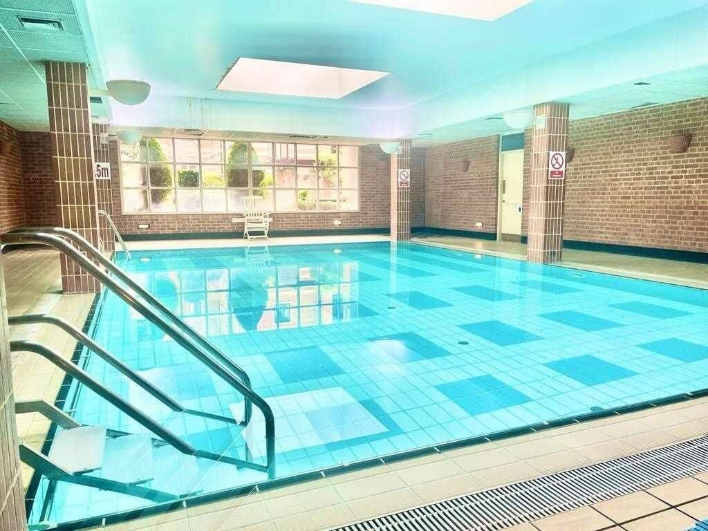 Property photo 2 of 17 Swimming Pool.Jpeg