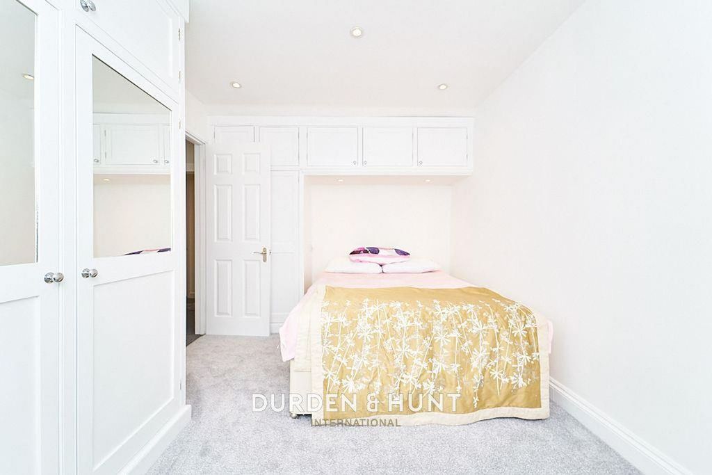 Additional image 13 of 1 bed flat for saleHigh Street, Ongar CM5