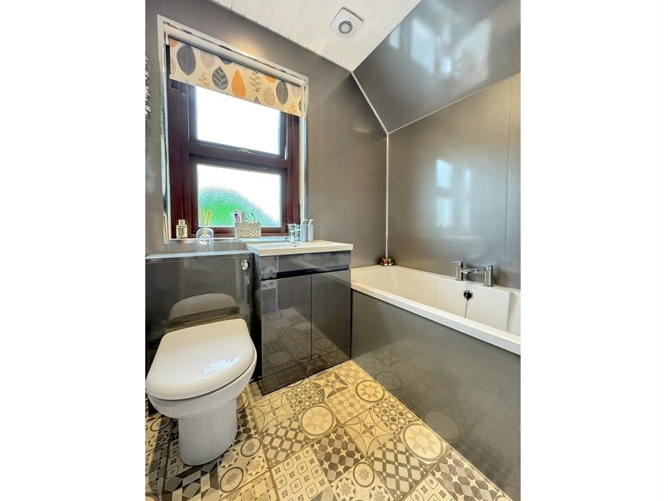 Additional image 17 of 3 bed terraced house for sale16 Jubilee Terrace, Lochgilphead, Argyll, Lochgilphead PA31