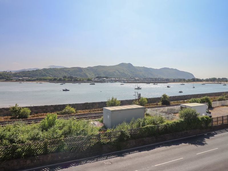 Property photo 2 of 46 Photo 2