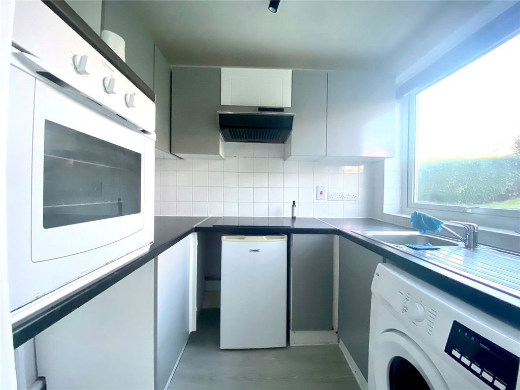 Property photo 3 of 7 Picture No. 04