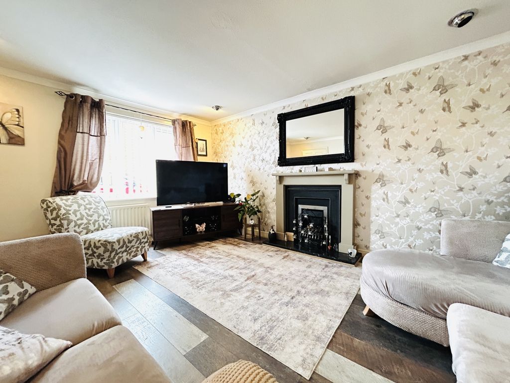 Property photo 3 of 26 Img_0372