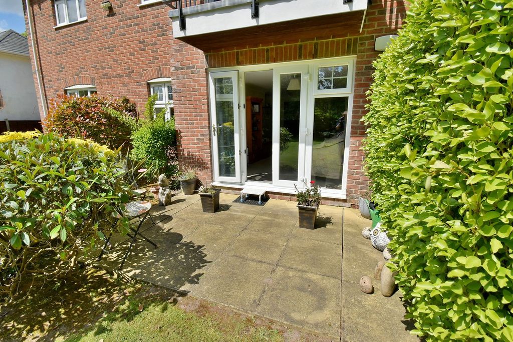 Property photo 3 of 14