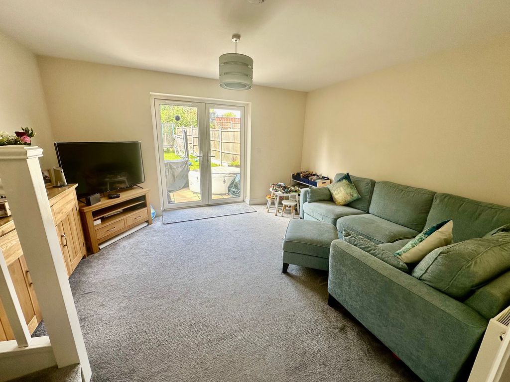 Property photo 3 of 9 View