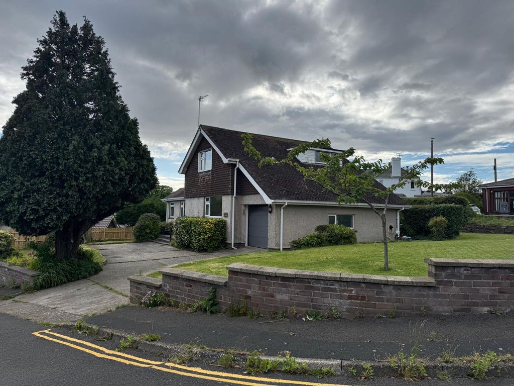 Property photo 2 of 3