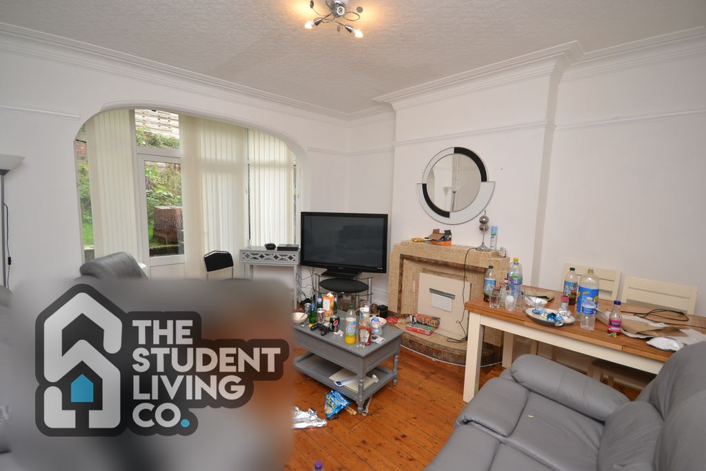 Property photo 2 of 7