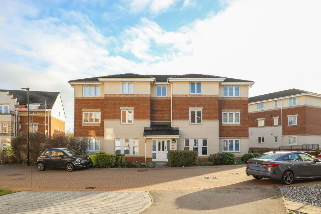 Property photo 1 of 14