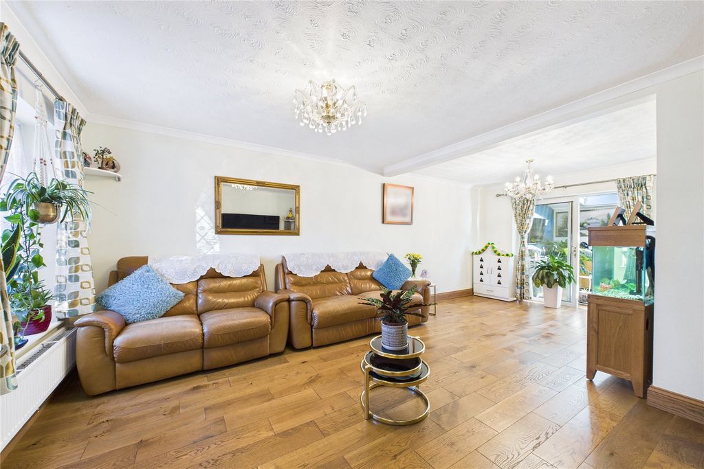 Property photo 3 of 10 Picture No. 04