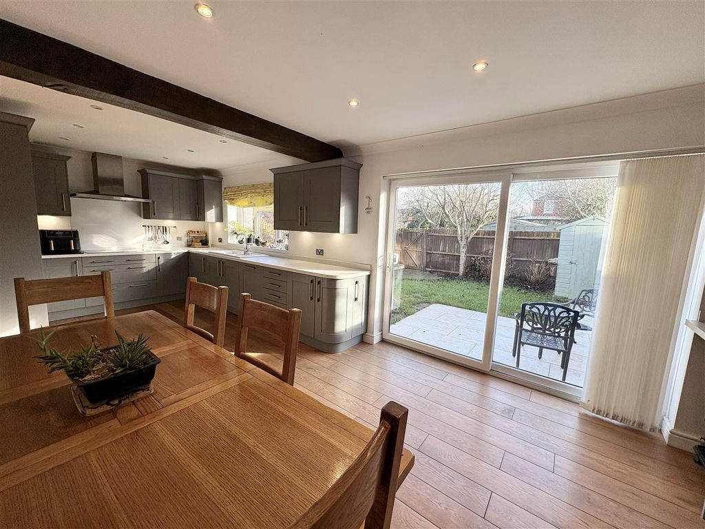 Property photo 1 of 11 Img_8905.Jpeg