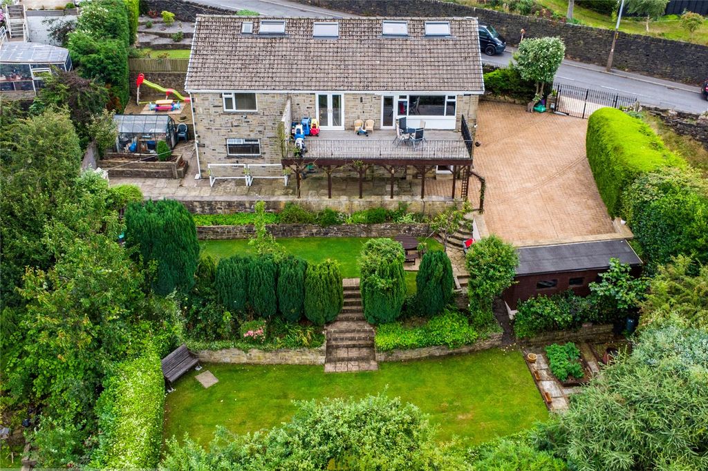 Property photo 1 of 41 External