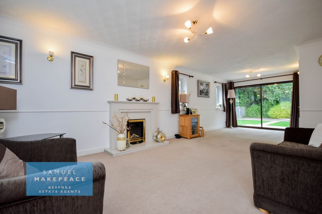 Property photo 2 of 32 Gallery
