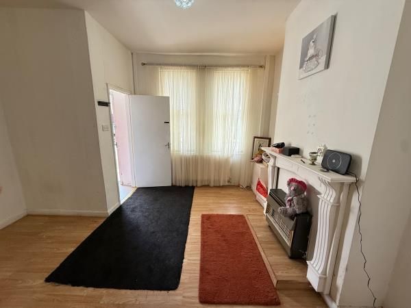 Property photo 2 of 7
