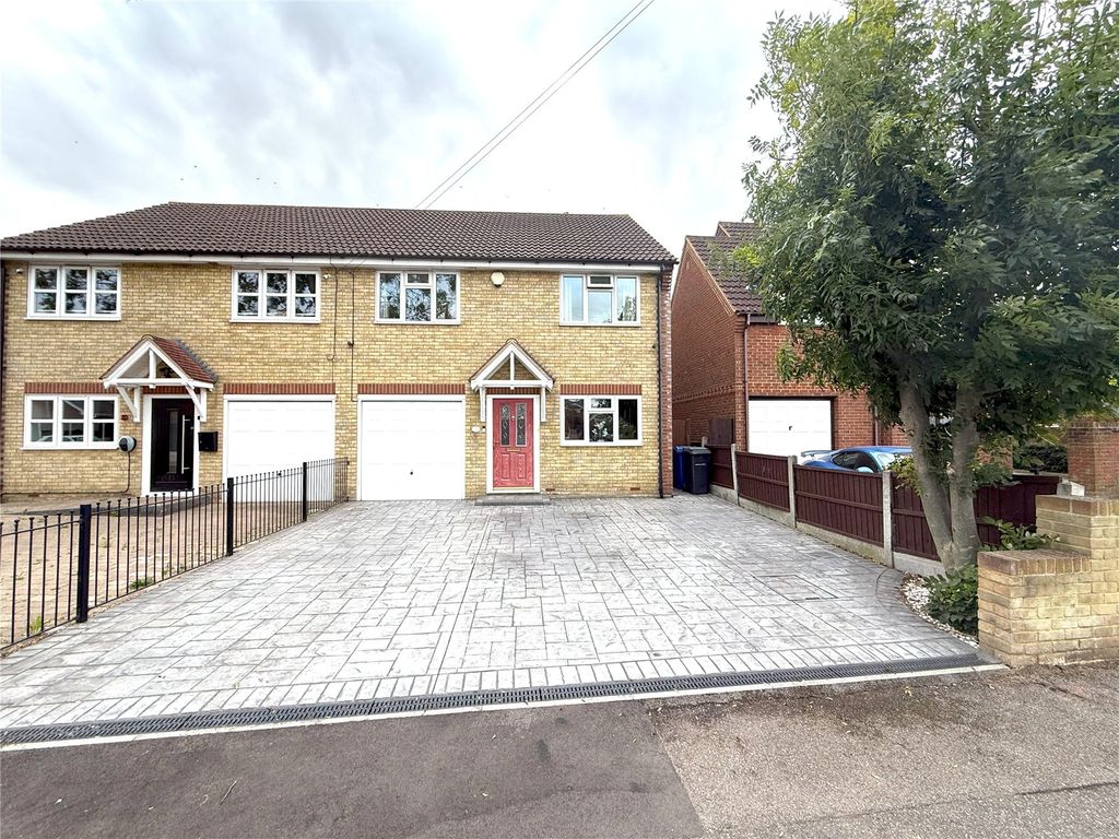 Property photo 1 of 18 Picture No. 01