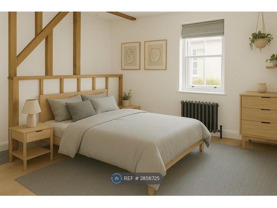 Property photo 2 of 12 Bedroom