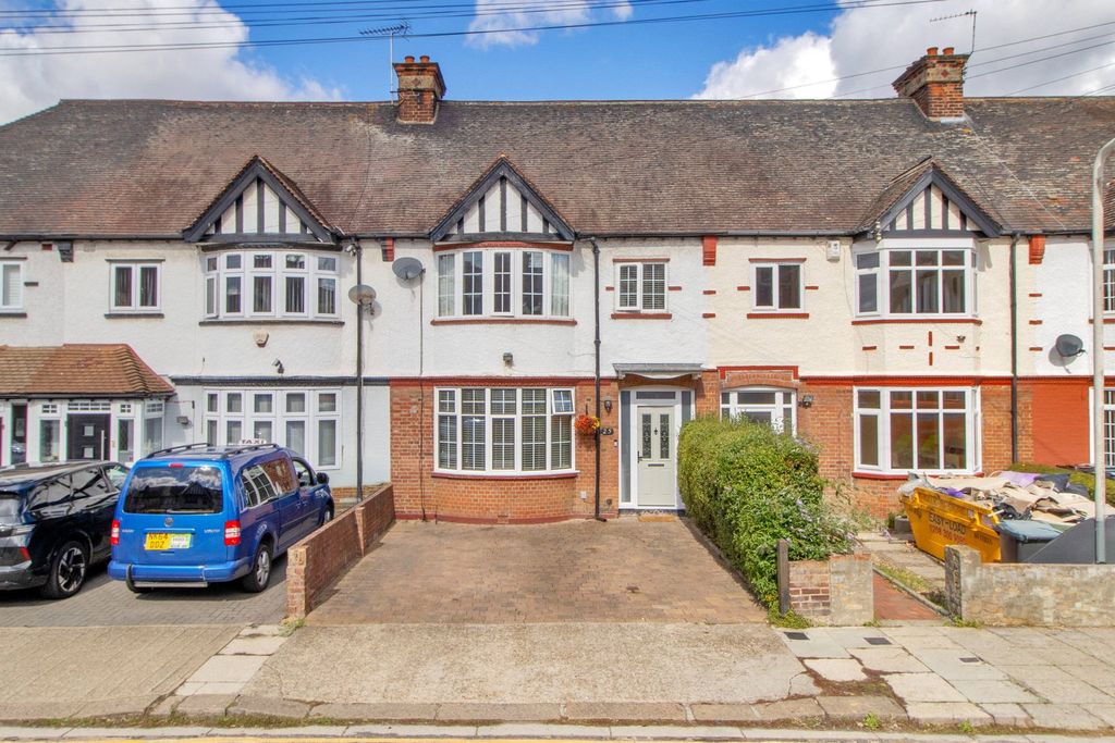 Property photo 1 of 17