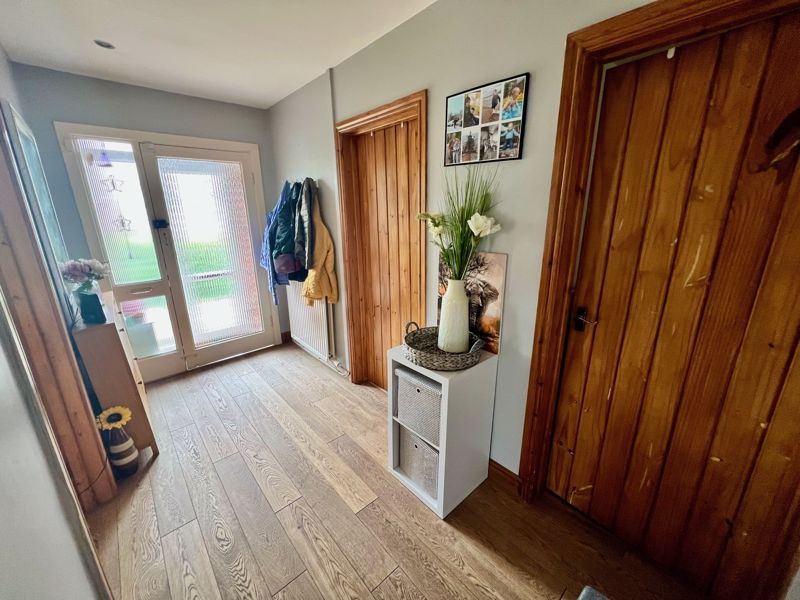 Property photo 2 of 13 Photo 4