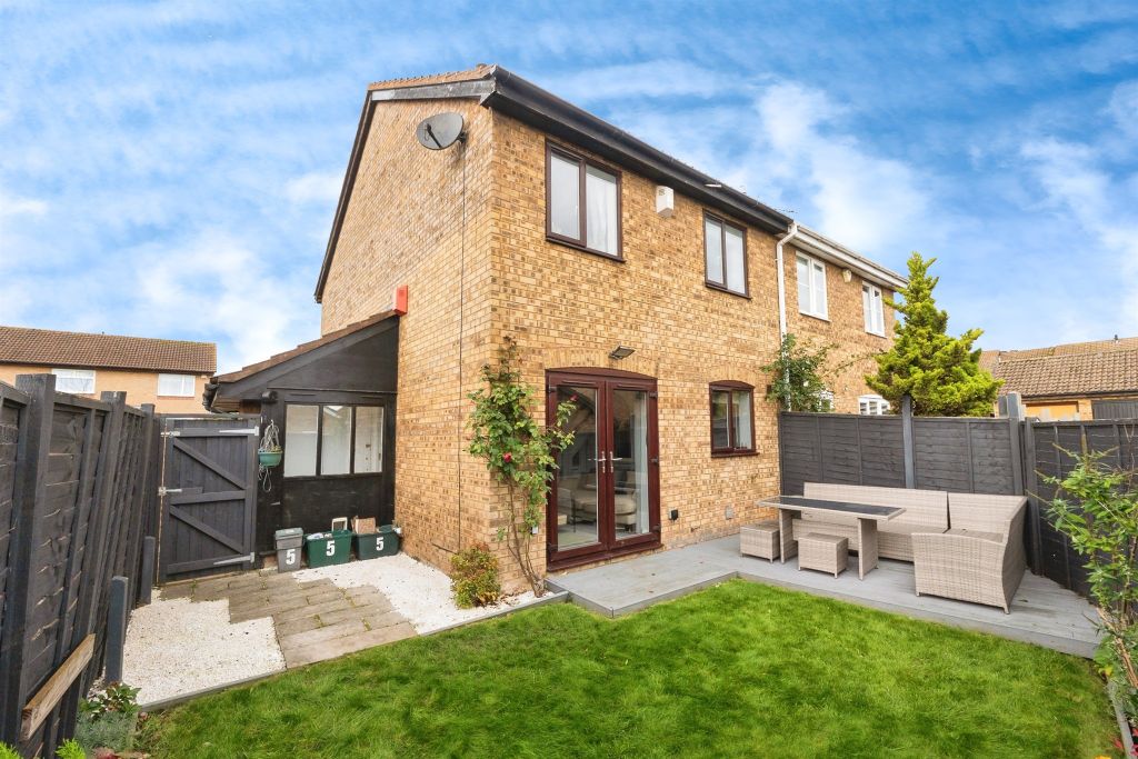 Property photo 1 of 17