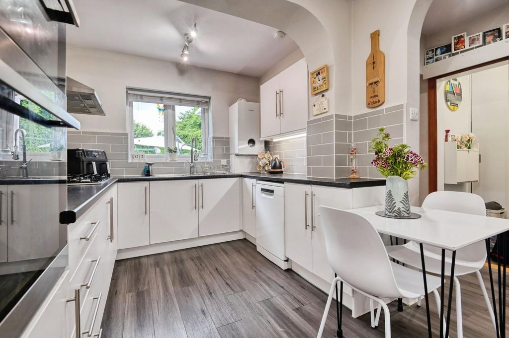 Property photo 2 of 26 86Pilk8.Jpg