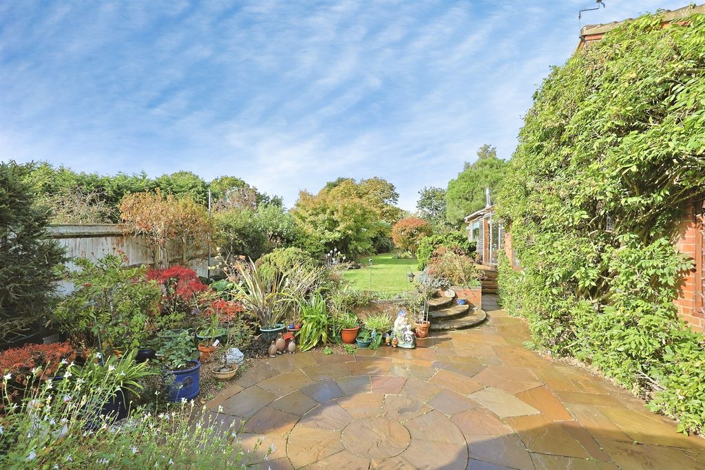Property photo 3 of 26