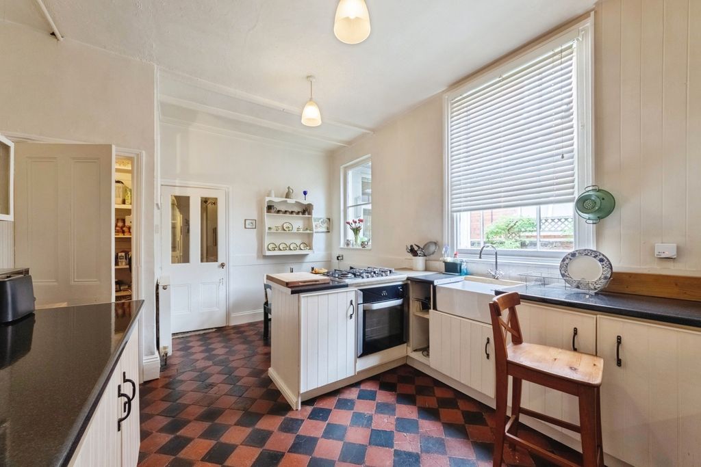 Property photo 2 of 18 Pbox-Img.Jpg