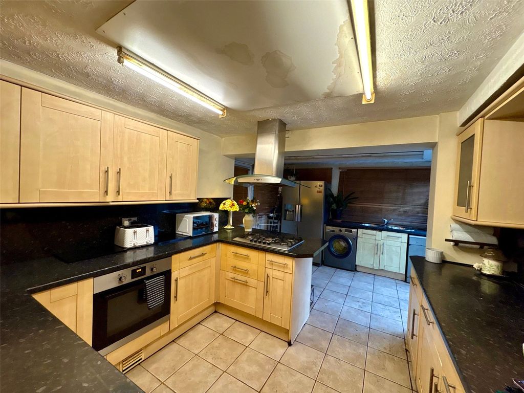 Property photo 3 of 15 Picture No. 07