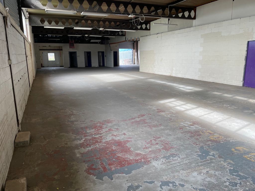 Property photo 3 of 6