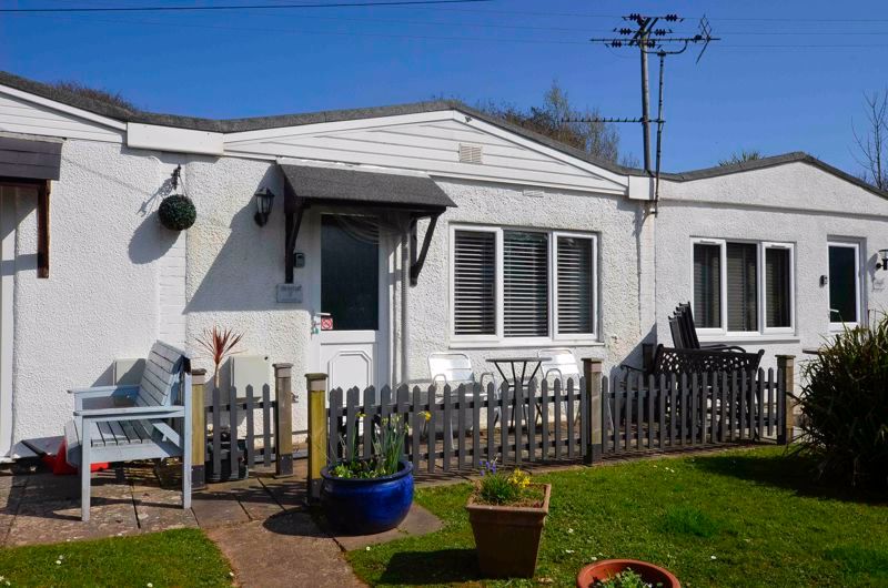 Property photo 1 of 9 Photo 9