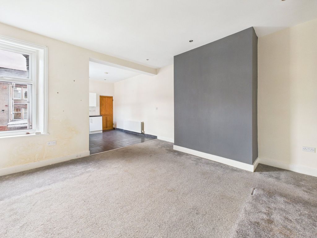 Property photo 2 of 11 Lounge Area