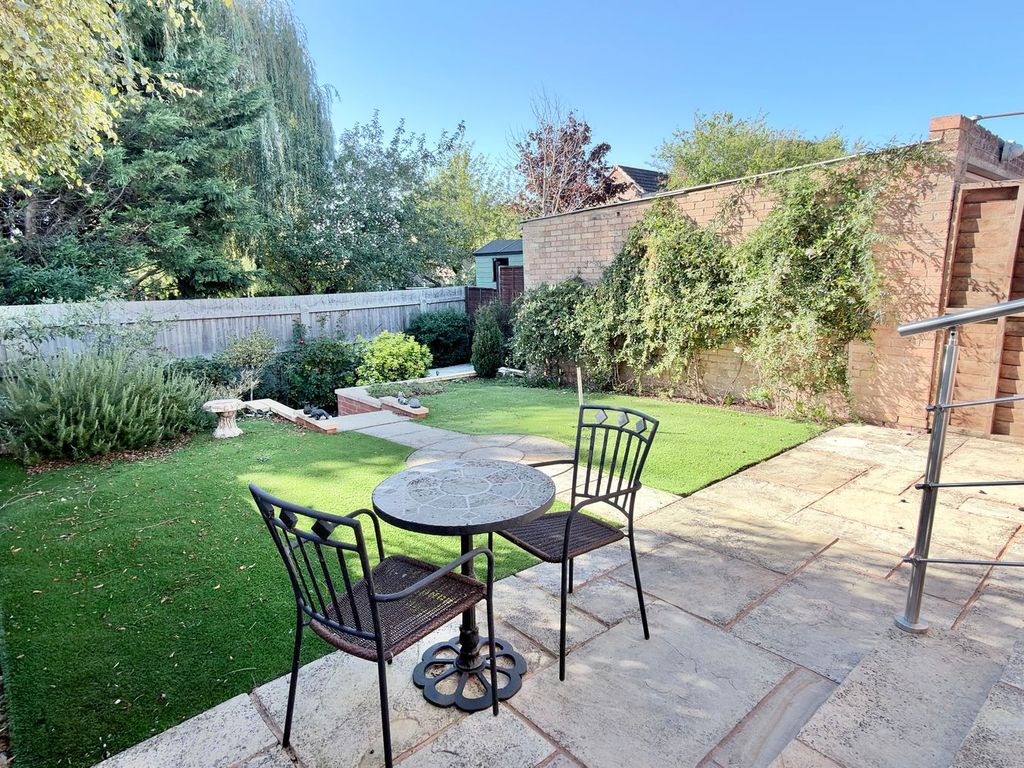 Property photo 2 of 10