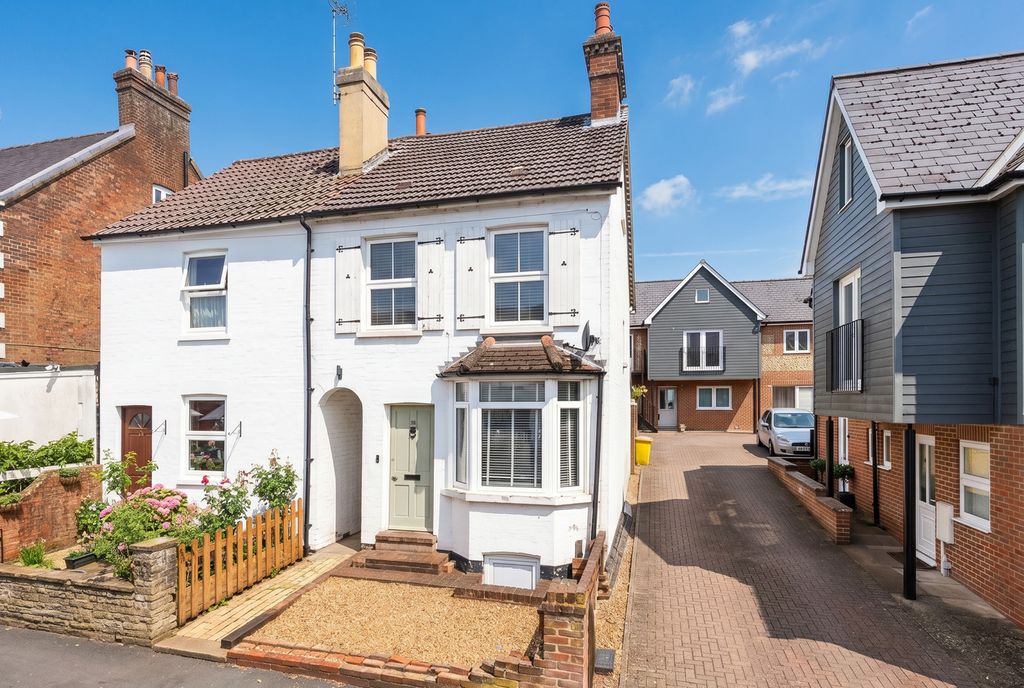 Property photo 1 of 12 Front Ai Sunshine 2