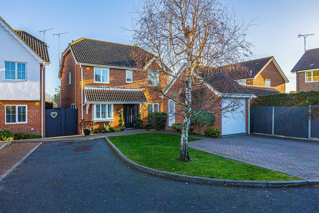 Property photo 1 of 35