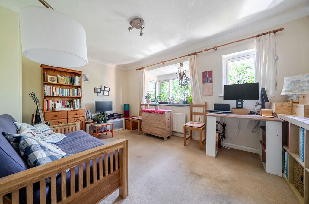 Property photo 2 of 16 1479838-17-6A3Bb3...