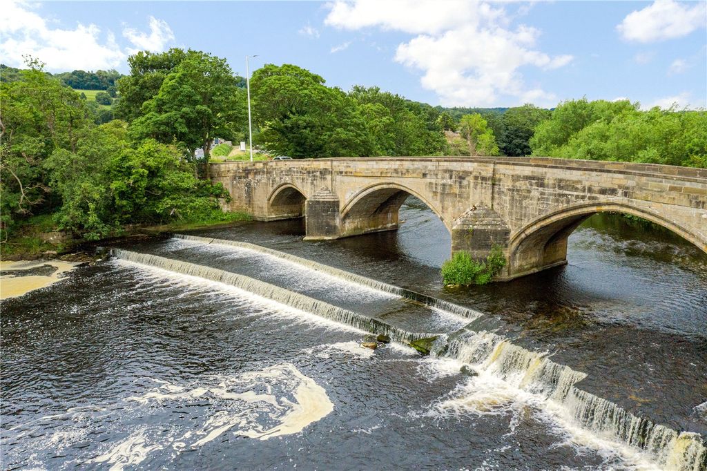 Property photo 1 of 20 Picture No. 04