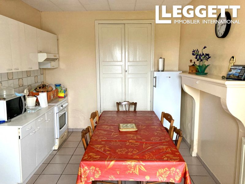 Property photo 2 of 10