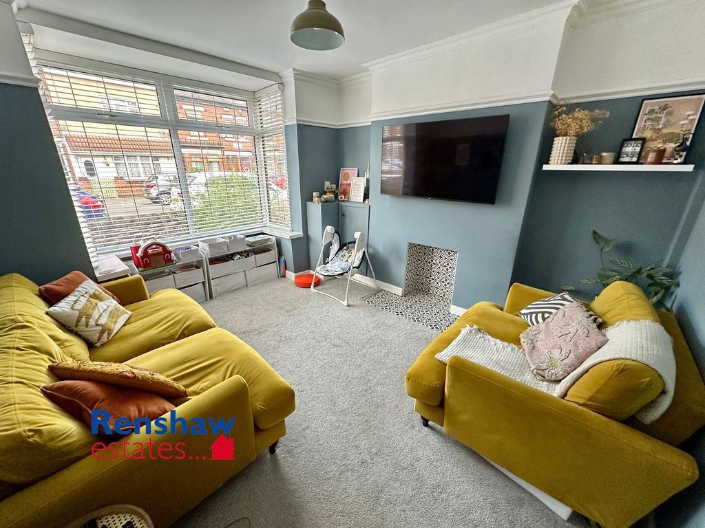 Property photo 3 of 18 L (1)