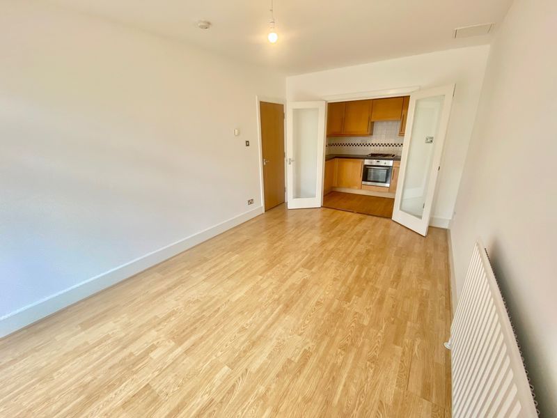 Property photo 3 of 6 Photo 5