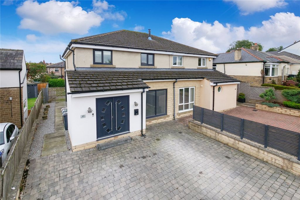 Property photo 1 of 17 Picture No. 03