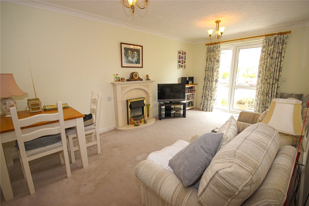 Property photo 2 of 9 Picture No. 06