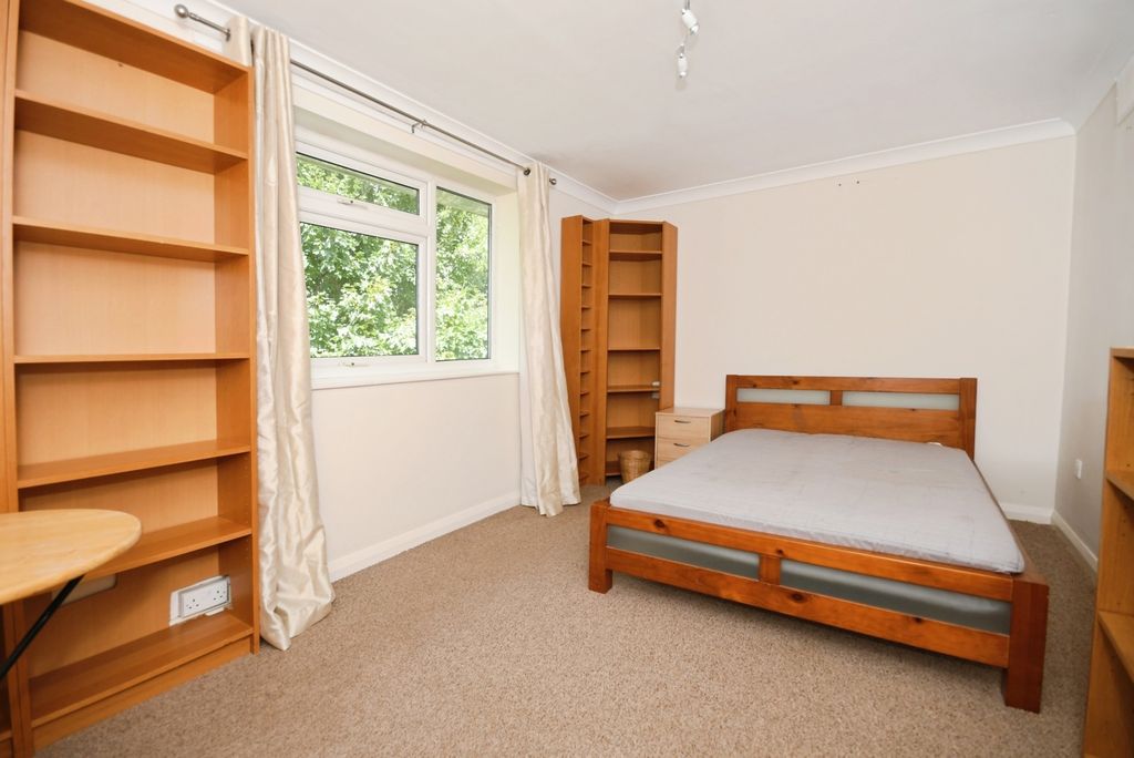 Property photo 2 of 14 Photo