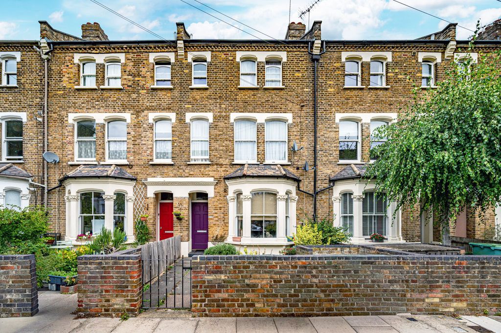 Property photo 1 of 10
