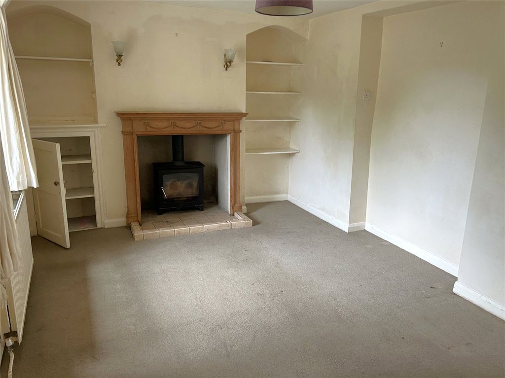 Property photo 3 of 22 Picture No. 19